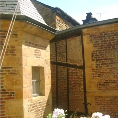 Cote Bed & Breakfast 4*